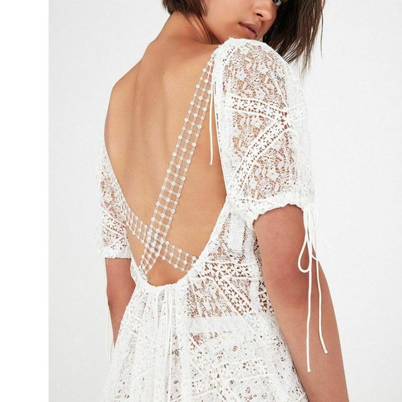 For Love And Lemons Dresses & Skirts - NEW FOR LOVE & LEMONS PORTALA SHEER WHITE LACE MAXI DRESS SIZE S